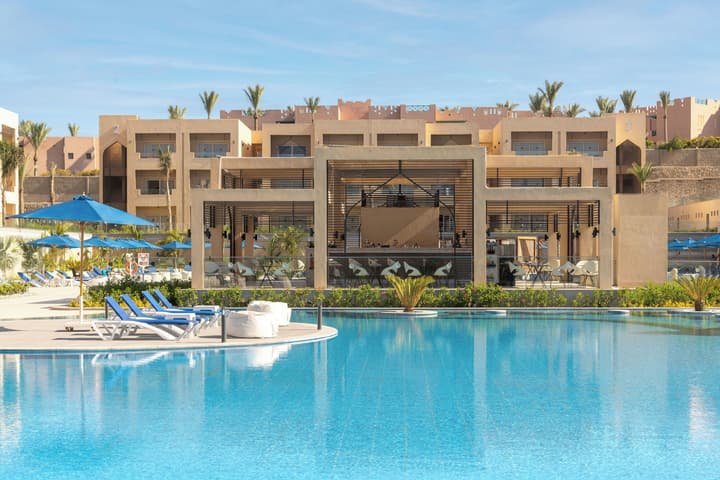 Cleopatra Luxury Resort Sharm – Adults Only 16 plus