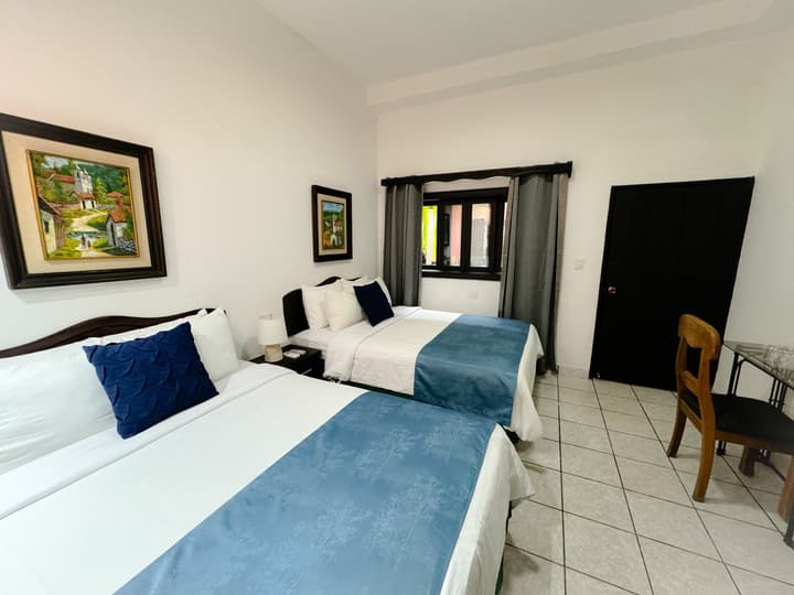 Hotel Camino Maya