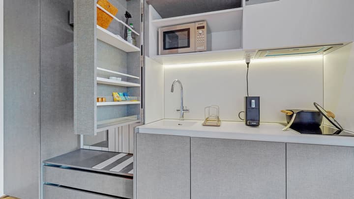 Evi's Home Hotel & Apartments