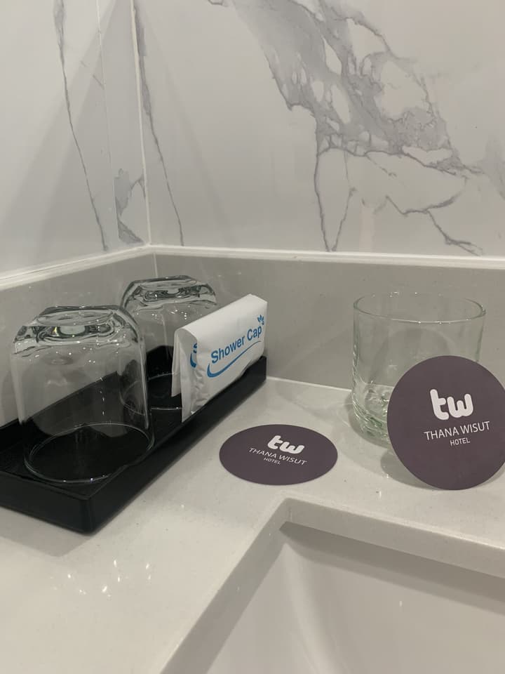 Thana Wisut Hotel