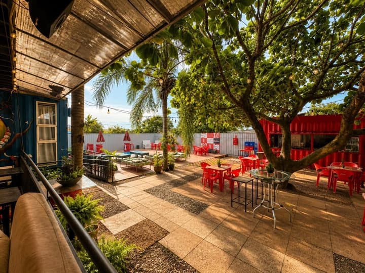 Tetris Container Hostel
