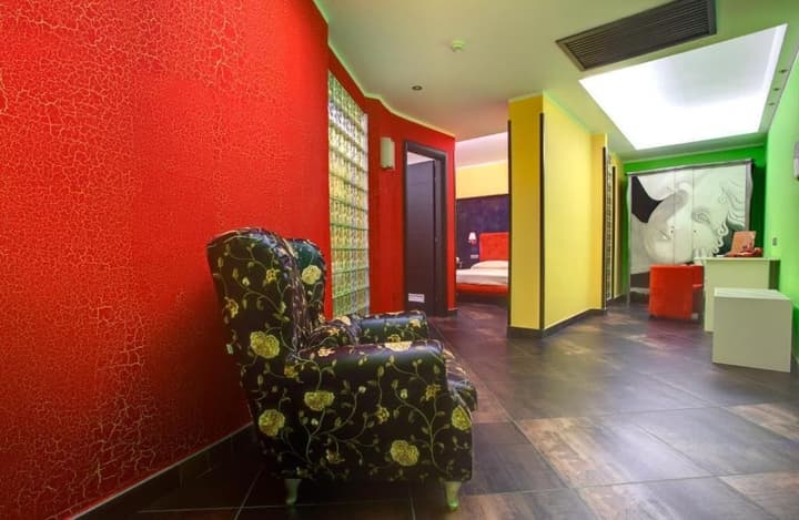 ABALON POMPEI RESORT