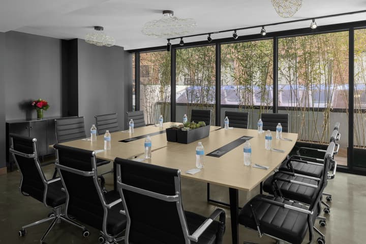 Aloft by Marriott New York Chelsea