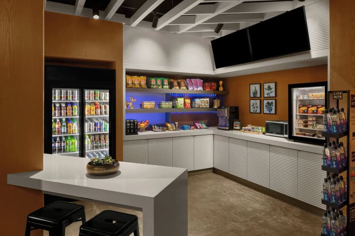 Aloft by Marriott New York Chelsea