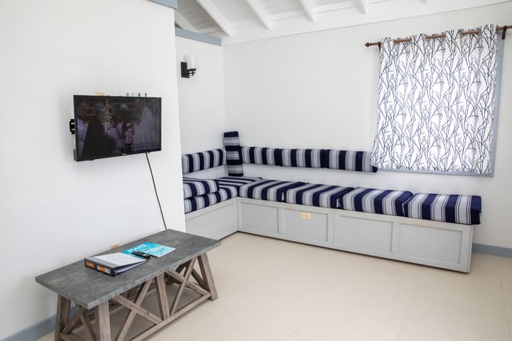 Neem View Apartments Antigua