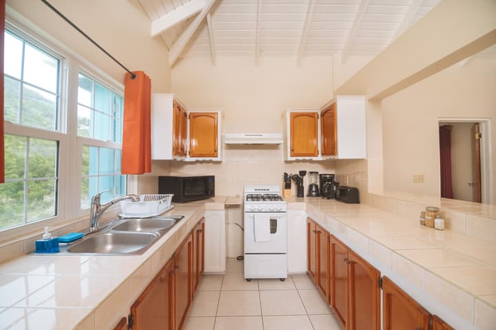 Neem View Apartments Antigua