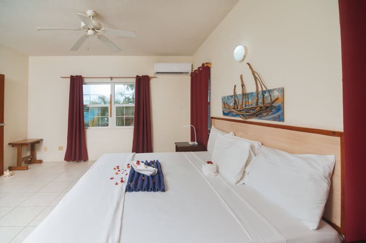Neem View Apartments Antigua