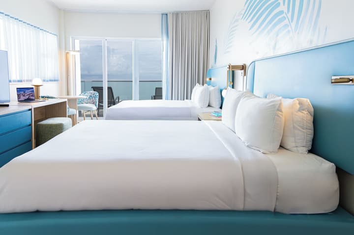 Sherry Frontenac Oceanfront Hotel