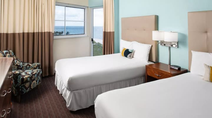 Sherry Frontenac Oceanfront Hotel