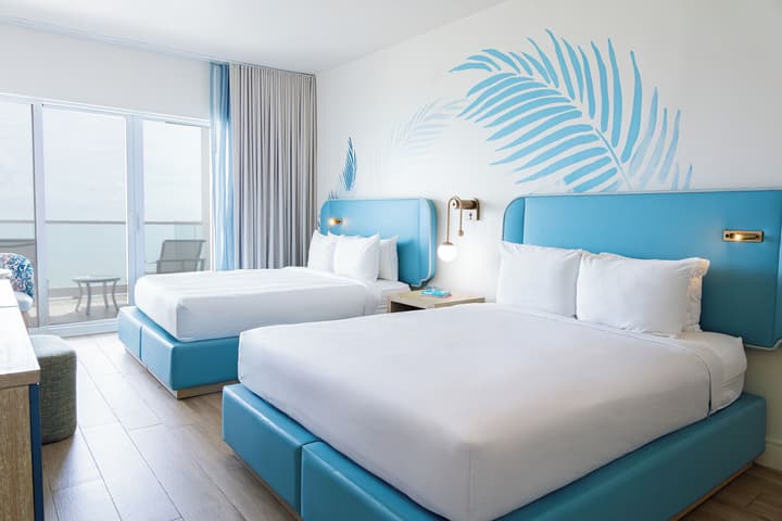 Sherry Frontenac Oceanfront Hotel