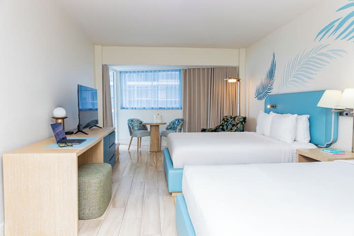 Sherry Frontenac Oceanfront Hotel