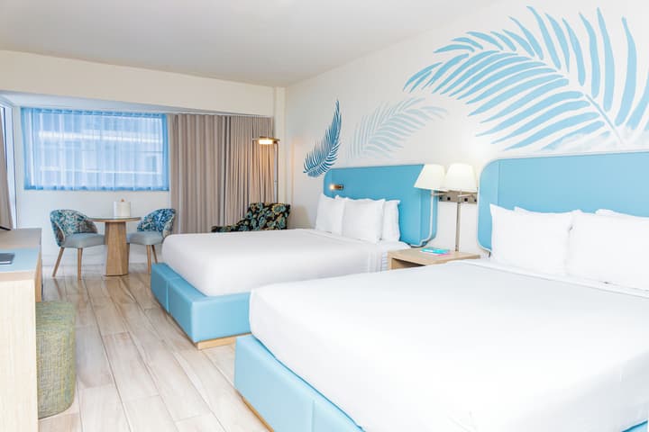 Sherry Frontenac Oceanfront Hotel