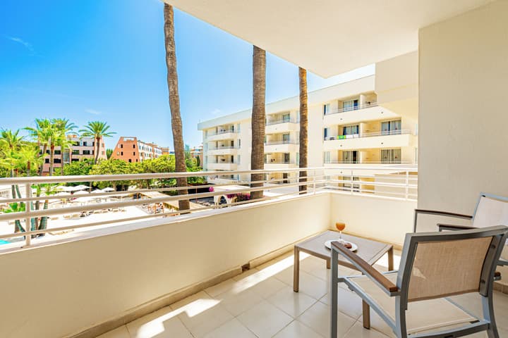 Intelier Rosella Hotel by Intelier Hotels & Suites