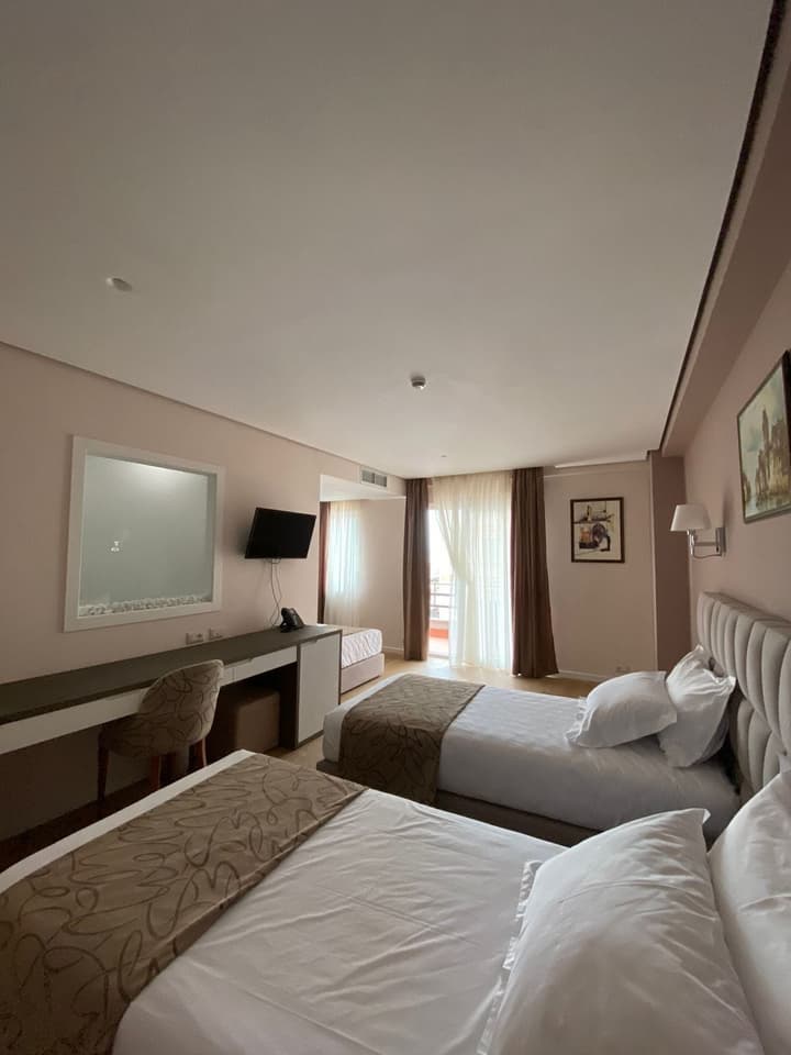 Doanesia Premium Hotel & Spa