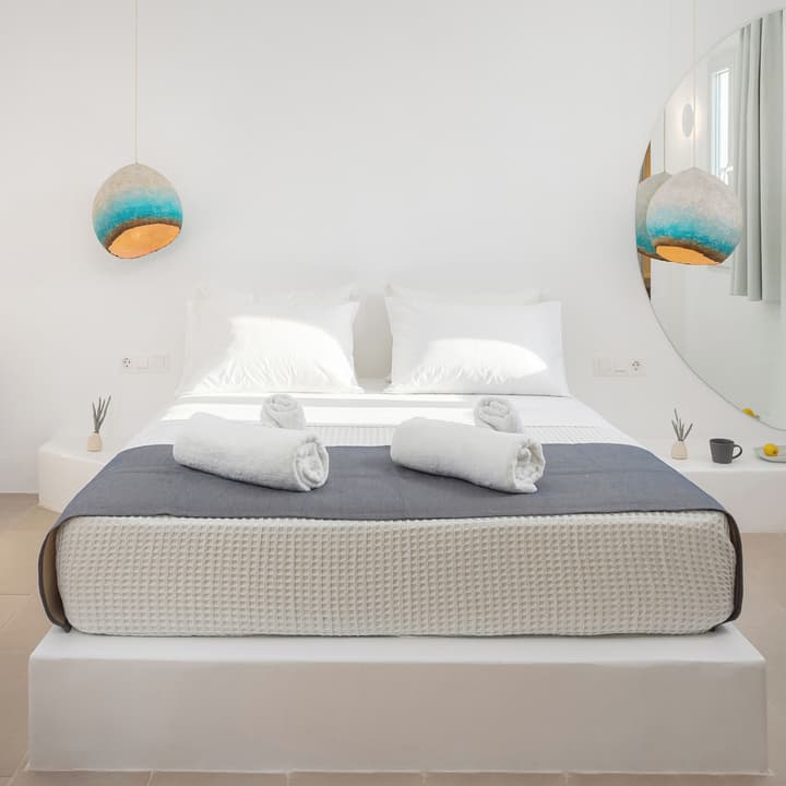 Voca Hotel & Suites