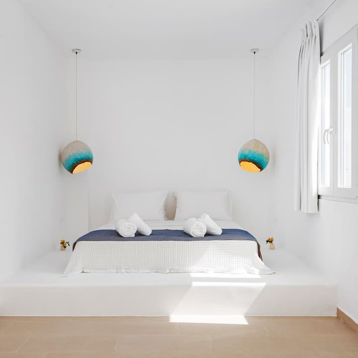 Voca Hotel & Suites