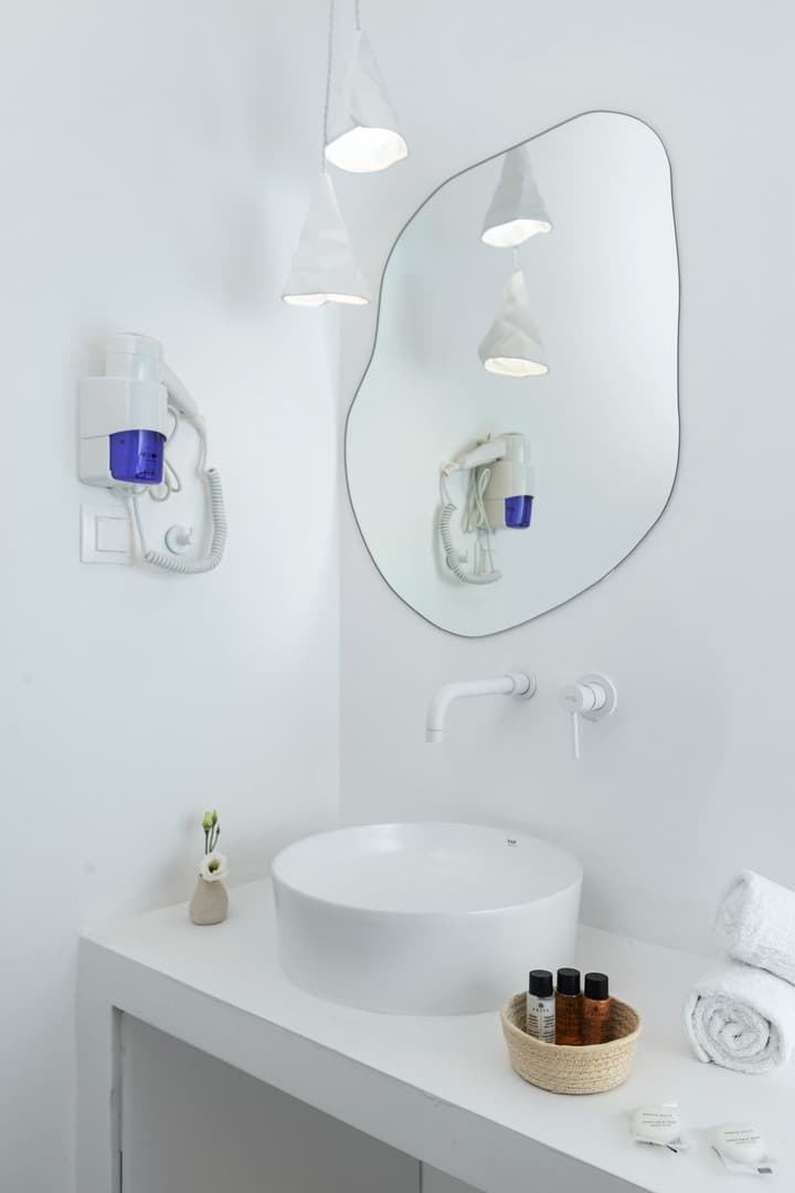 Voca Hotel & Suites