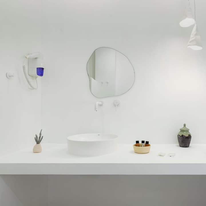 Voca Hotel & Suites