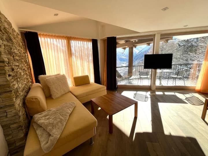 Waldhotel Fletschhorn Private Whole Hotel in Saas-Fee: 360 Alpine Views & Sauna
