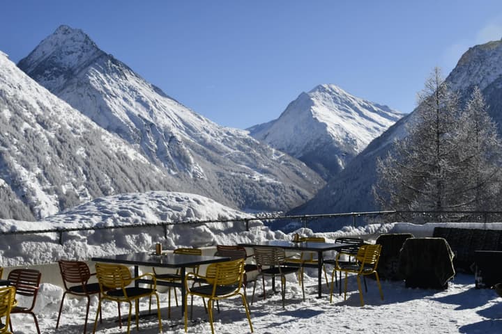 Waldhotel Fletschhorn Private Whole Hotel in Saas-Fee: 360 Alpine Views & Sauna