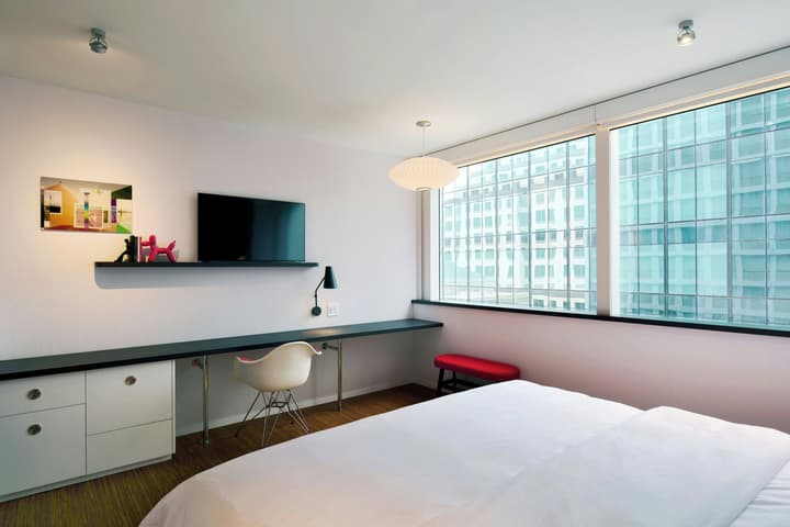 citizenM Austin Downtown