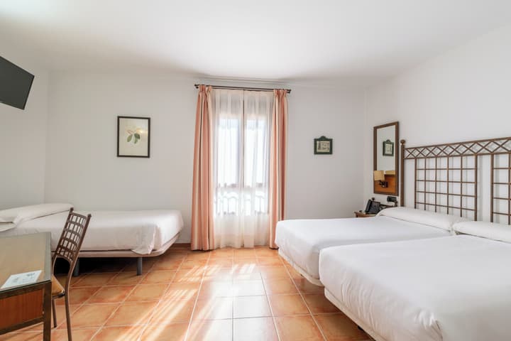 Hotel Hacienda Santa Barbara