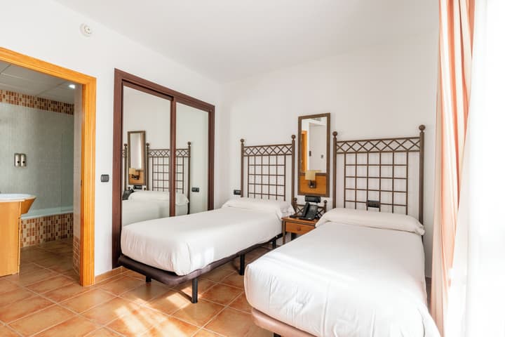Hotel Hacienda Santa Barbara