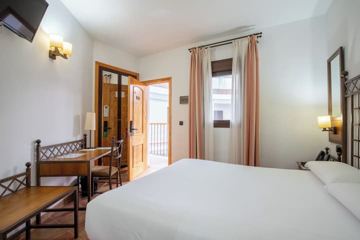 Hotel Hacienda Santa Barbara