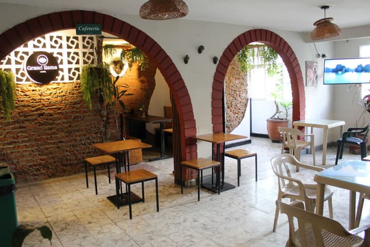 Grand ilama Hotel