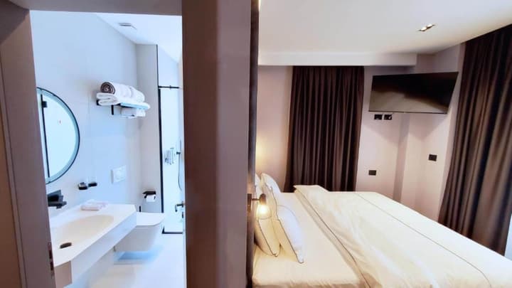 Starlight Hotel