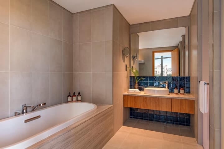Abesq Doha Hotel and Residences - An IHG Hotel