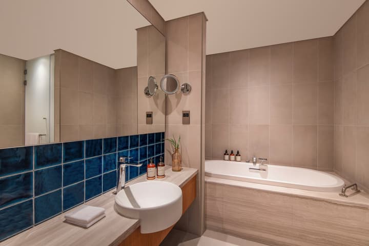 Abesq Doha Hotel and Residences - An IHG Hotel