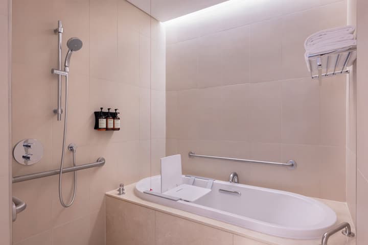 Abesq Doha Hotel and Residences - An IHG Hotel