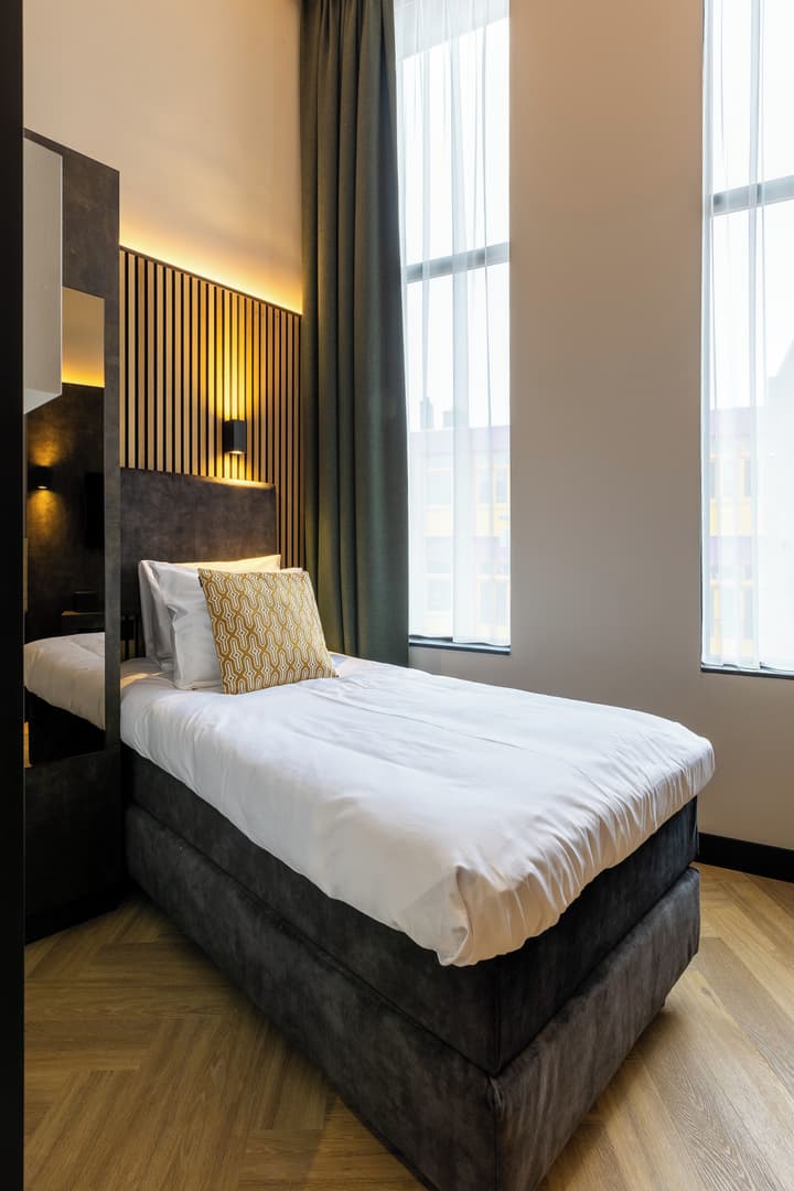 Monument Hotel