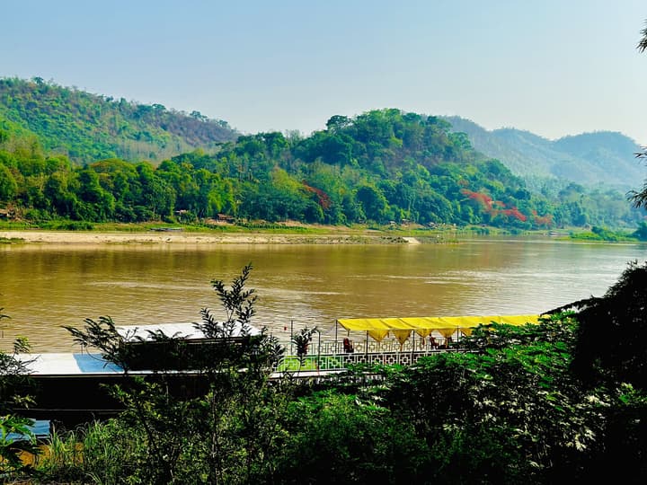 Villa Thida Mekong Riverside