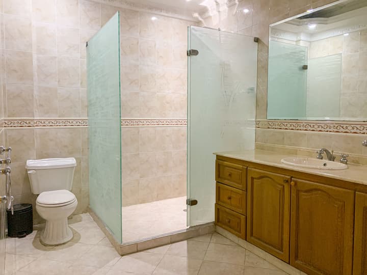Hotel Abi Inn By GEH Suites