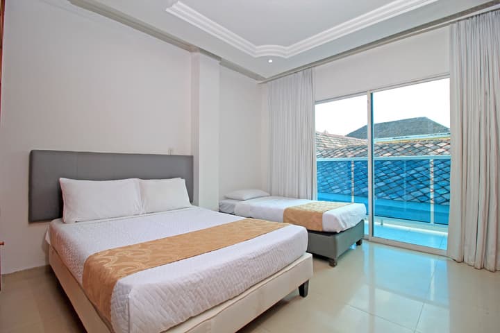 Hotel Abi Inn By GEH Suites