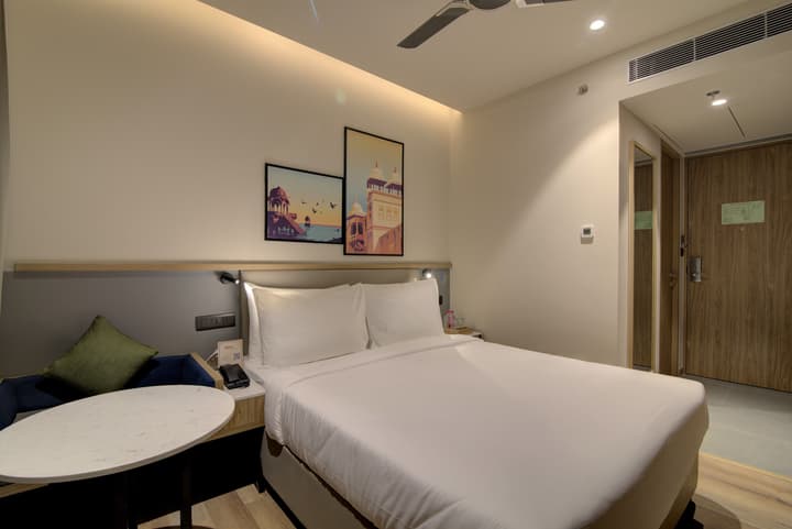 7 Apple Hotel Pratap Nagar - Jaipur