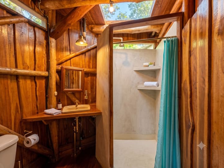 Don Jons Lodge -Surf & Yoga