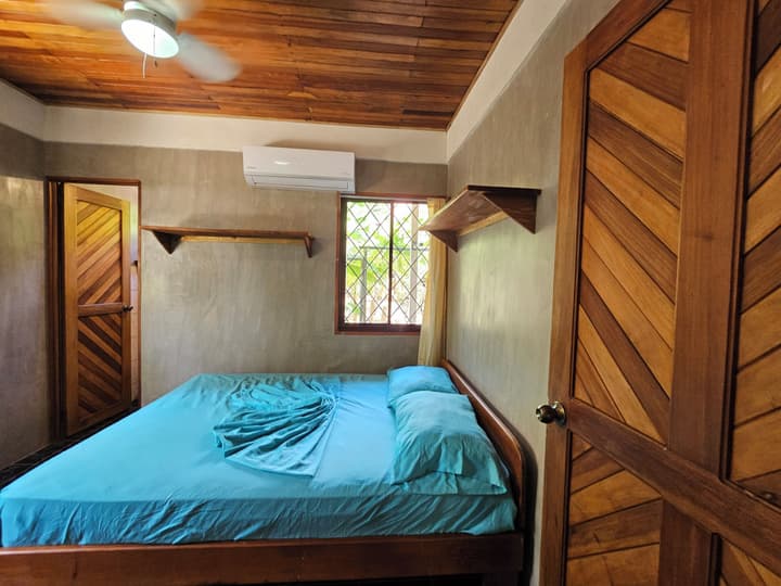 Don Jons Lodge -Surf & Yoga