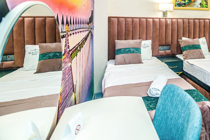 Essam Deluxe Hotel