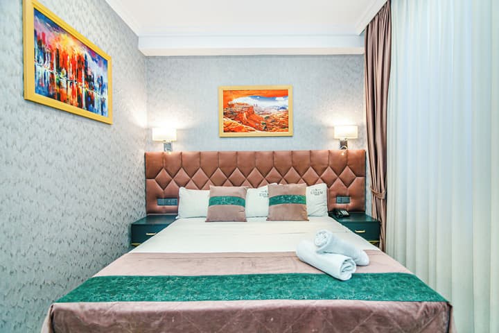 Essam Deluxe Hotel