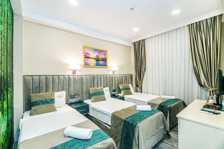 Essam Deluxe Hotel
