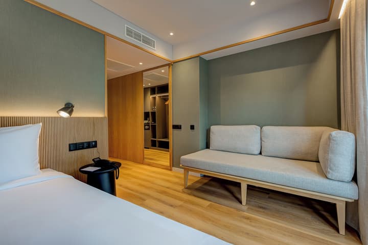 Hotel Acta the Clover