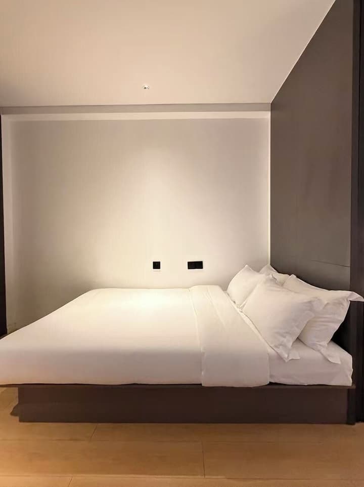 base-Wangfujing Serviced Apartment