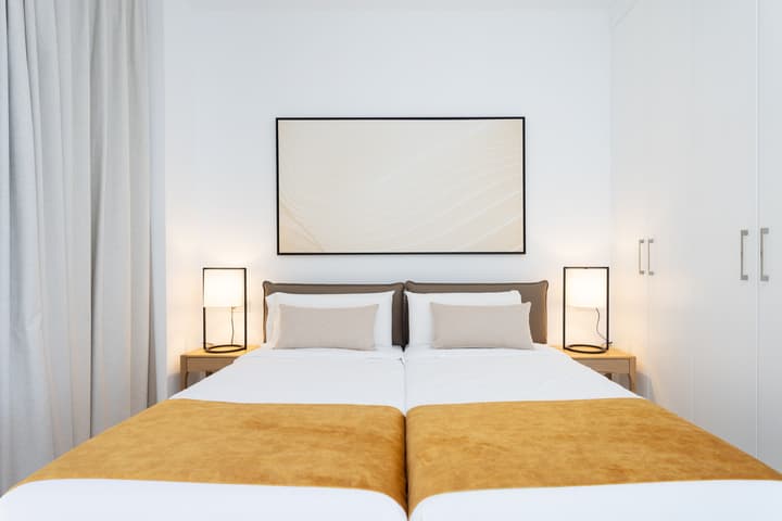 Crystal I Luxury Apartments