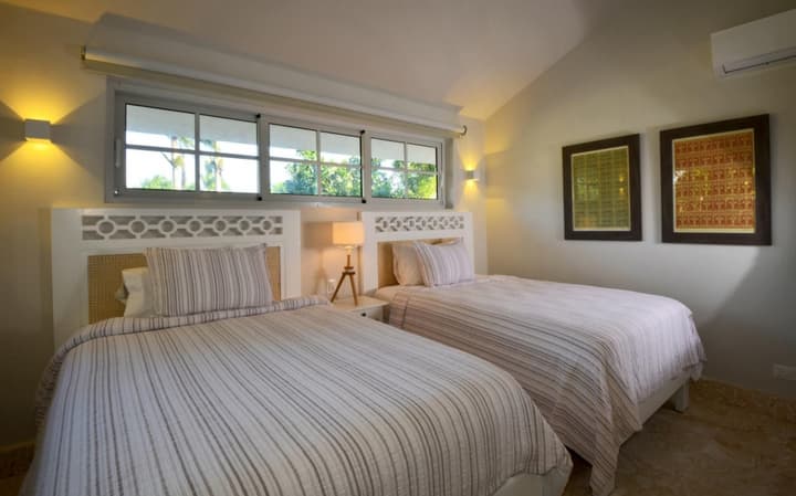 Tortuga Bay Villa - Close to the Beach and Golf