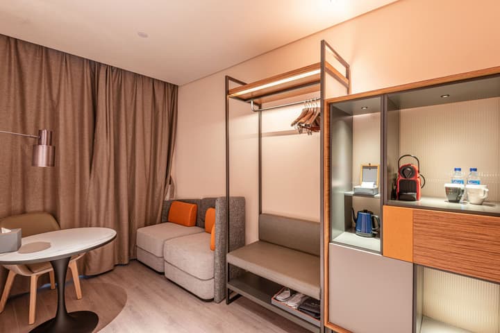UrCove by Hyatt Shanghai Jing'an