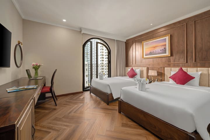 Golden Lotus Luxury Hotel Da Nang