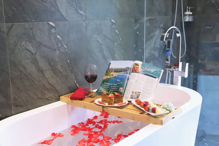 Golden Lotus Luxury Hotel Da Nang